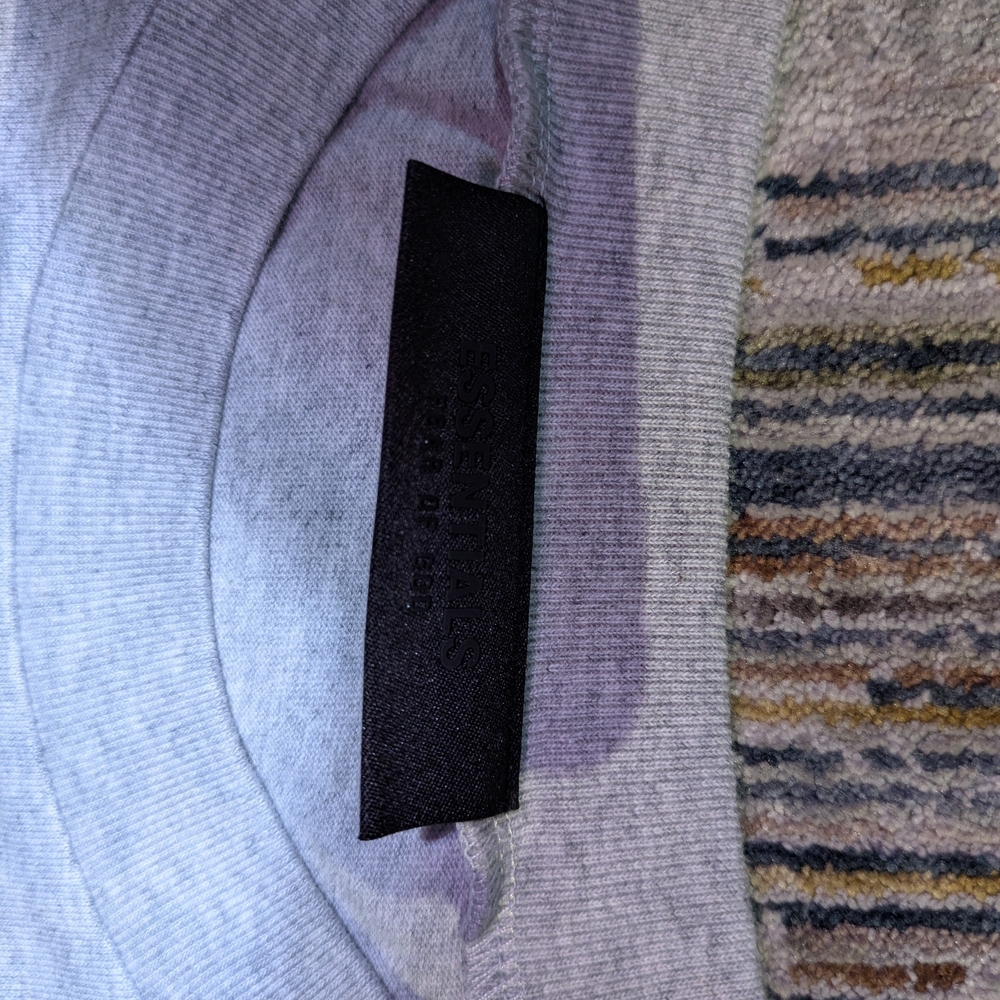 Essentials Fear Of God Light Heather Crewneck T-shirt - Picture 8 of 9